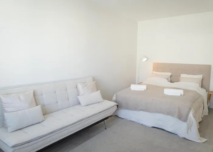 Cozy In The Middle Of 로바니에미